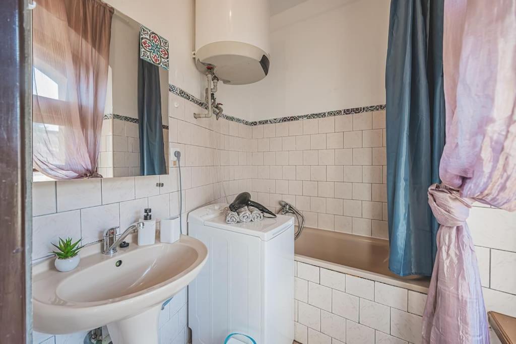 Carolina'S Romantic Apartment Hradec Králové المظهر الخارجي الصورة