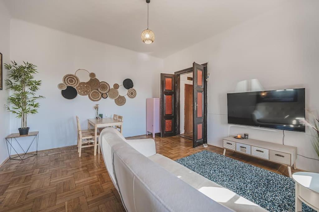 Carolina'S Romantic Apartment Hradec Králové المظهر الخارجي الصورة